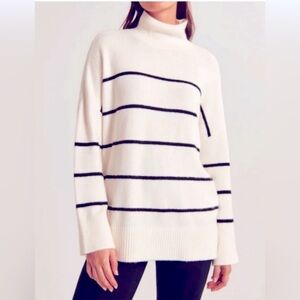Abercrombie & Fitch stripped sweater